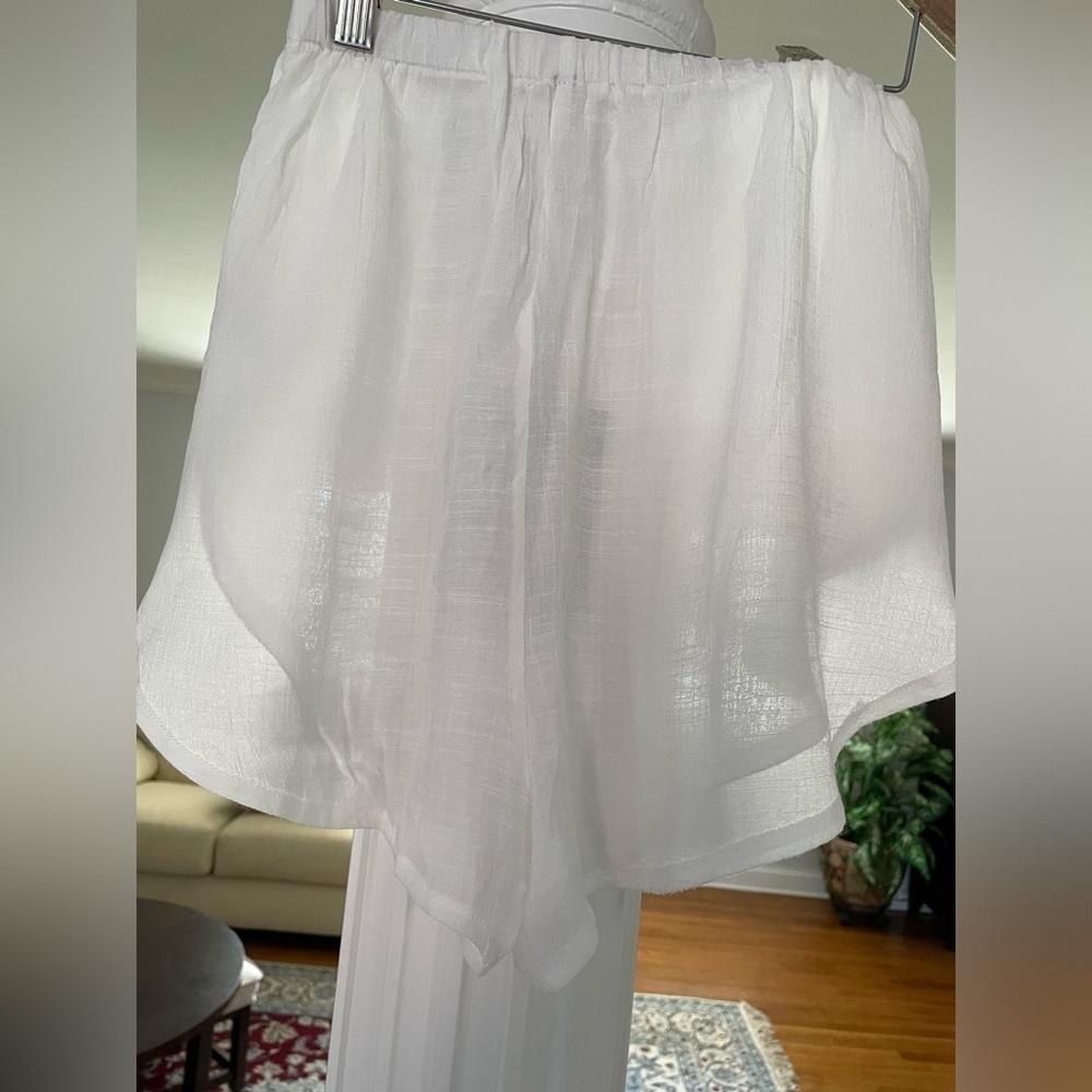 Pretty little things. Women Gauz cover up white with side split Beach shorts
